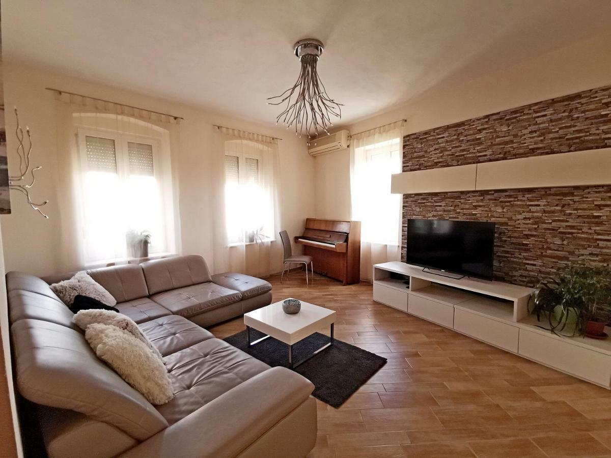 Golden View Apartman Fiume Kültér fotó